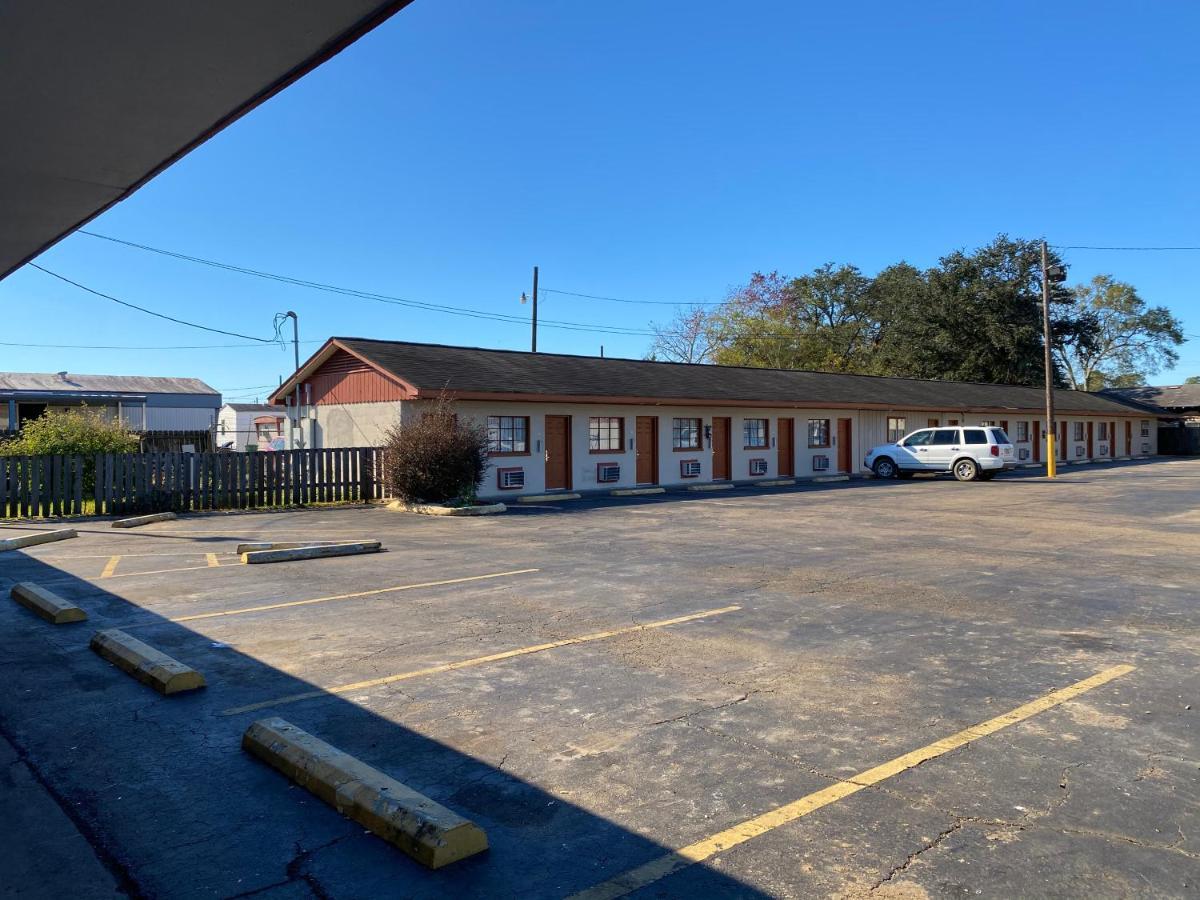 Relax Inn-Plaquemine Exterior photo